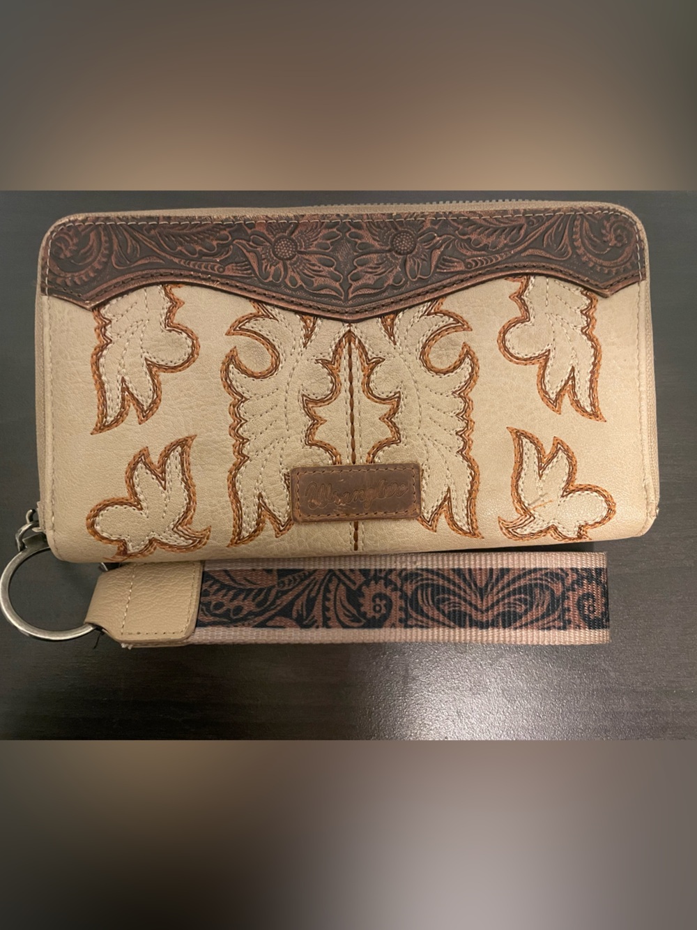 Wrangler Cream and Brown Embroidered Leather Wallet